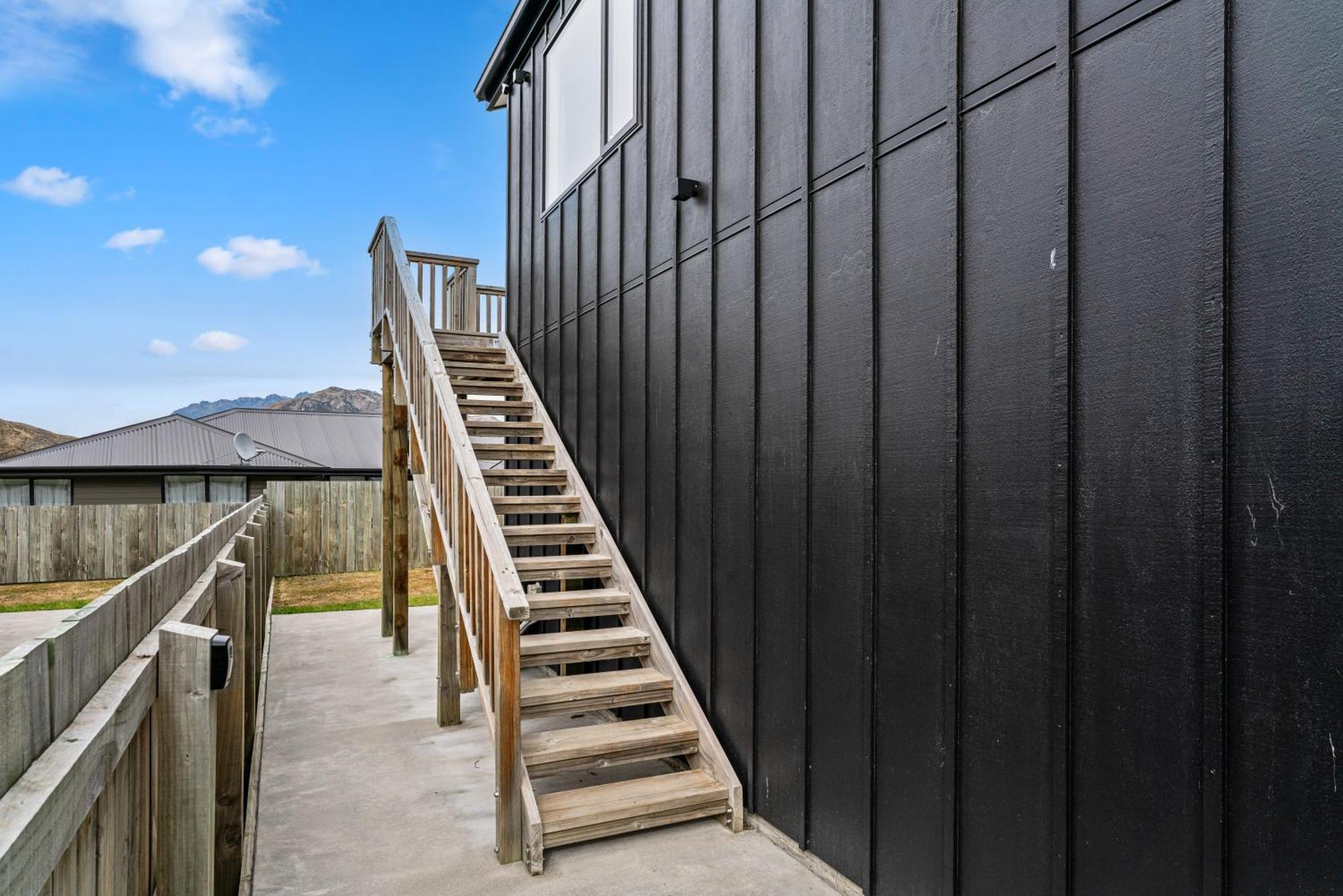 Modern Apartment With Coronet & Remarkables Views クイーンズタウン エクステリア 写真