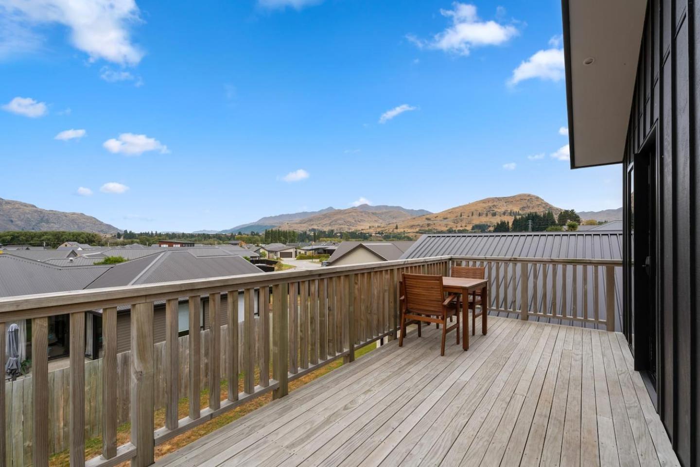 Modern Apartment With Coronet & Remarkables Views クイーンズタウン エクステリア 写真